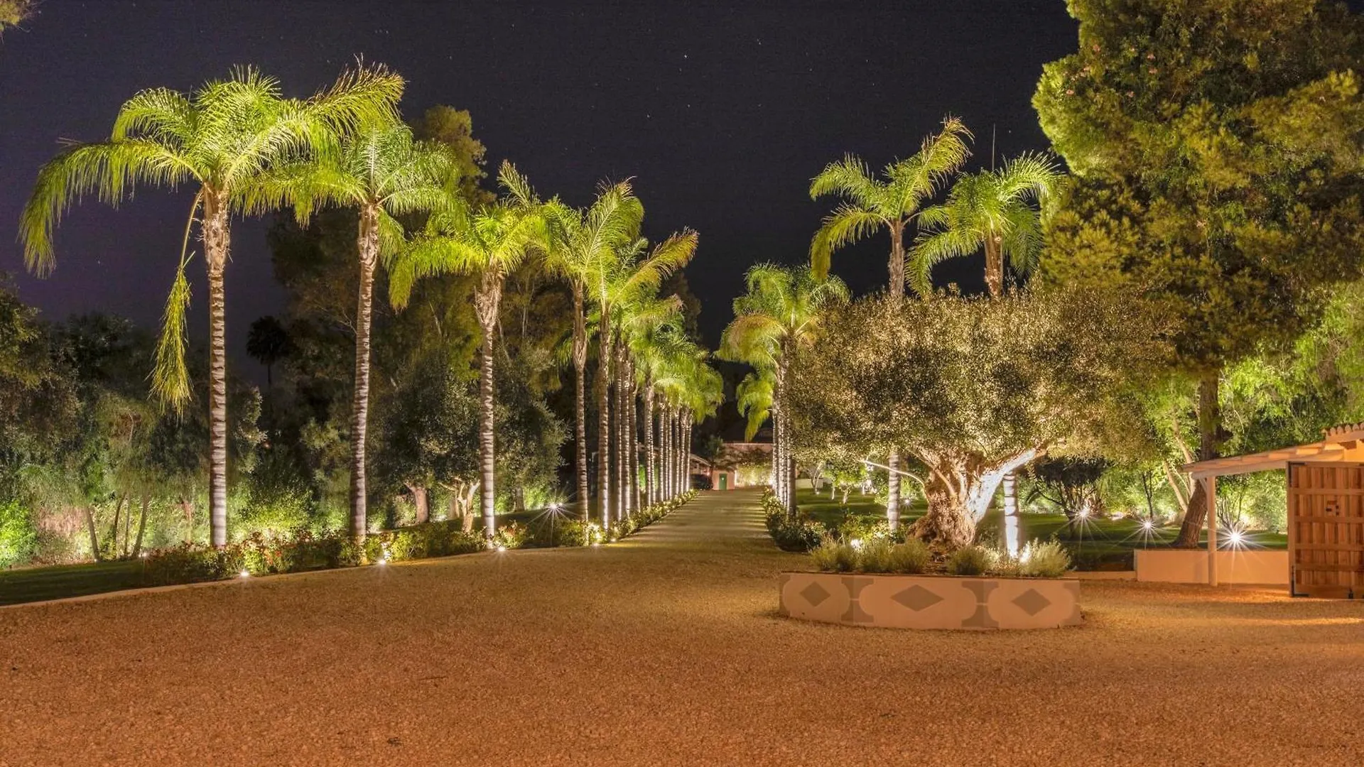 Smb10 Stunning Luxury Finca On A Private Domaine Near Villa Padierna Golf Club Estepona