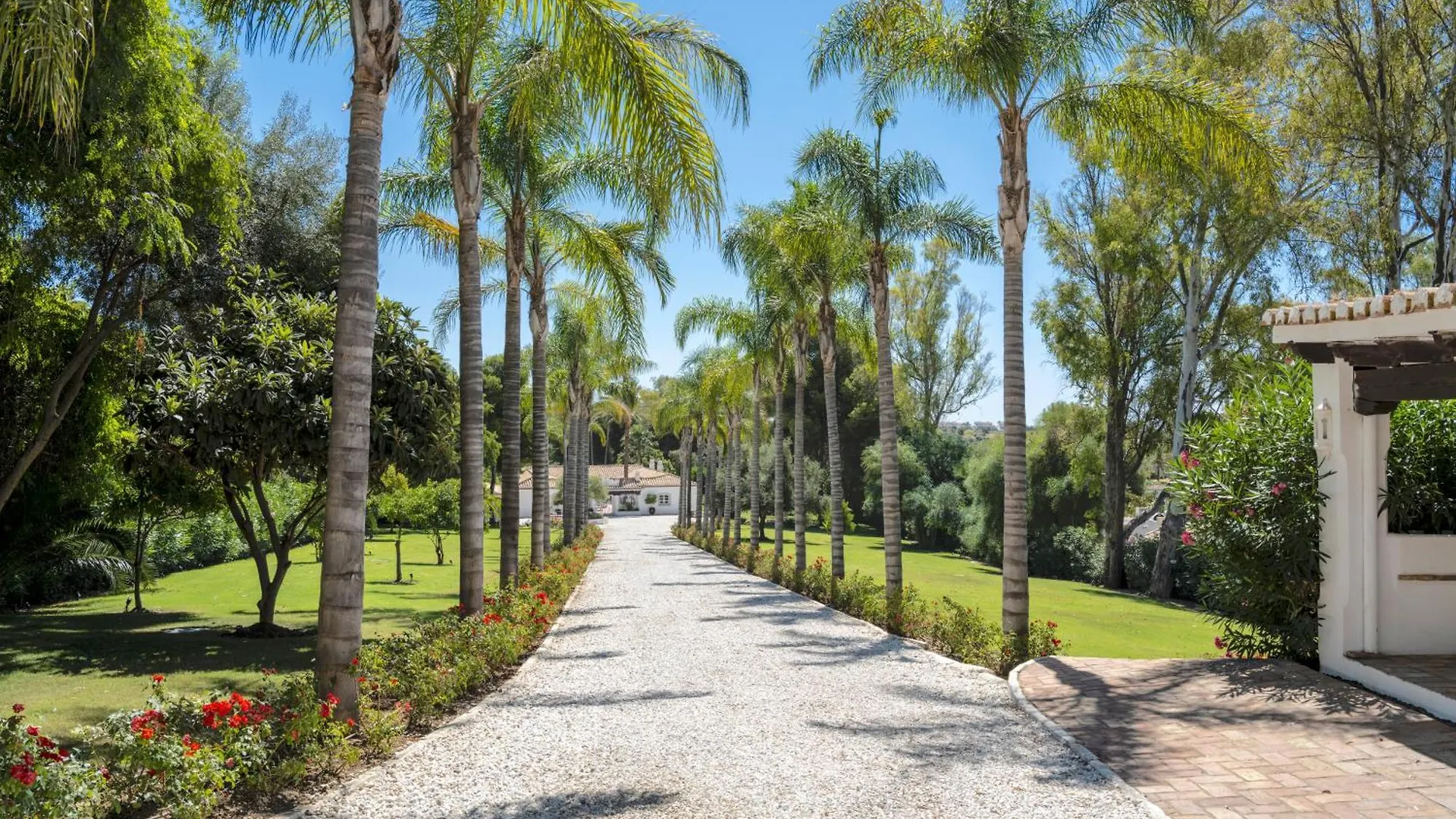 James Smb10 - Stunning Luxury Finca On A Private Domaine At Villa Padierna Golf Club Golf Club Estepona