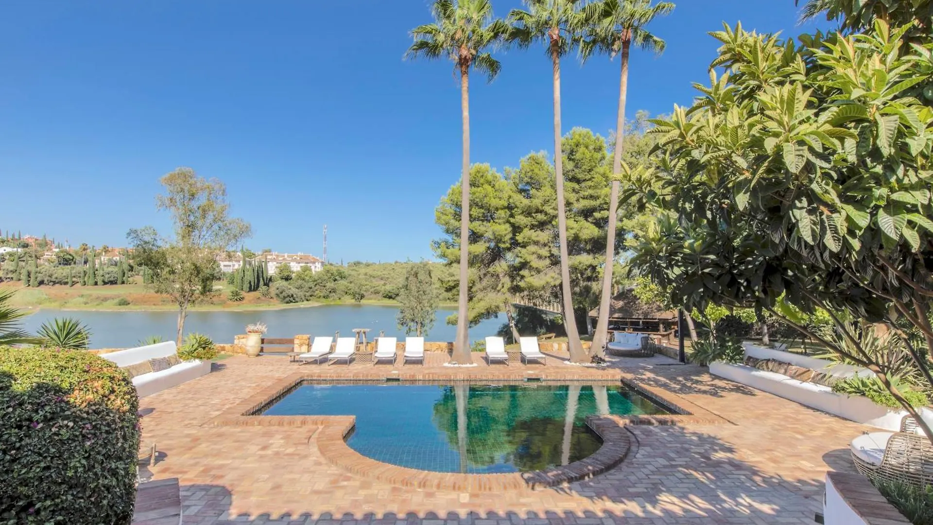 Smb10 Stunning Luxury Finca On A Private Domaine Near Villa Padierna Golf Club Estepona